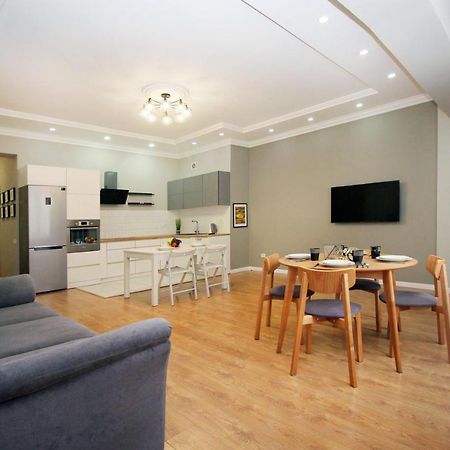 Perfect Spacious Apartment 356 Алматы Экстерьер фото